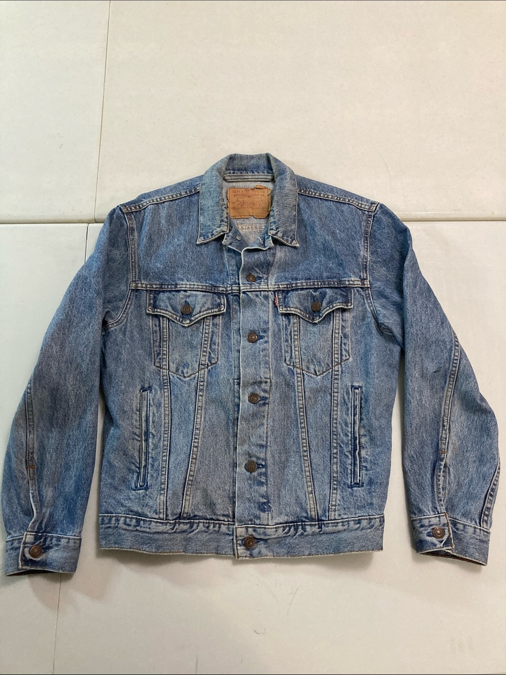 Vintage Levi's Light Blue Denim Jacket - Men's Button Front 75506 Size 40